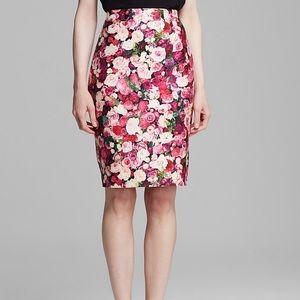 Kate spade New York rose print skirt - size 6